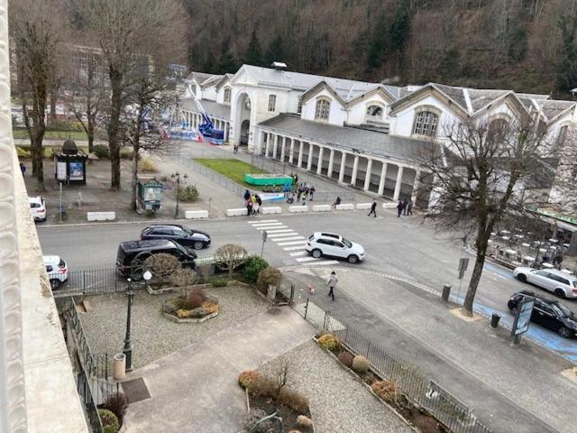Апартаменти Palais D'Etigny Bagneres-de-Luchon Екстер'єр фото