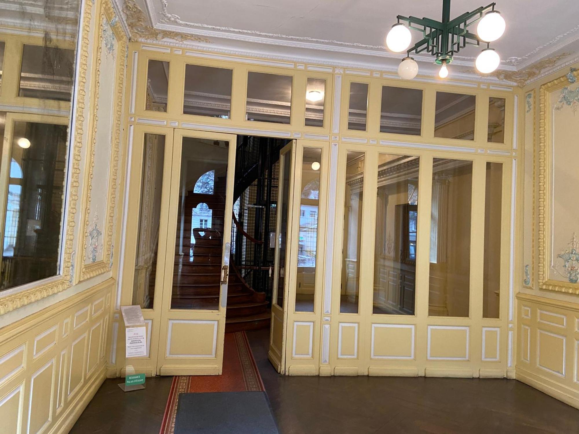 Апартаменти Palais D'Etigny Bagneres-de-Luchon Екстер'єр фото